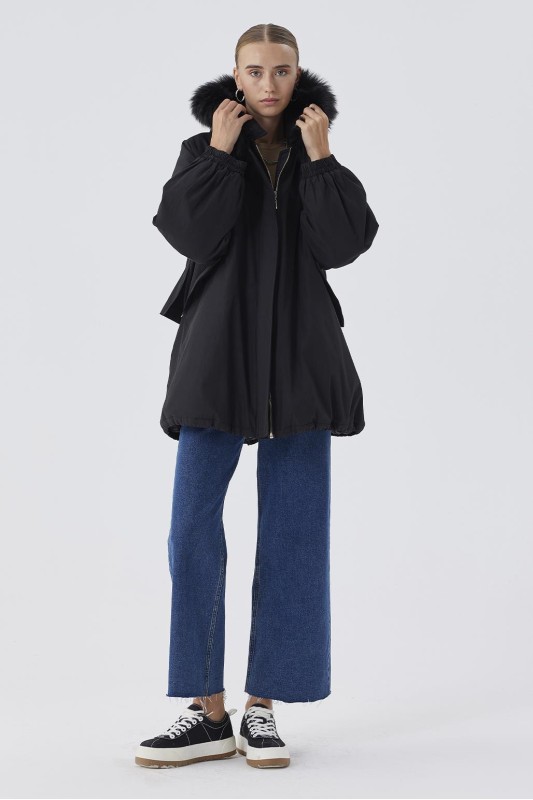 Kürk Yaka Kapitöne Kaban Siyah Kürk Yaka Kapitöne Kaban Siyah