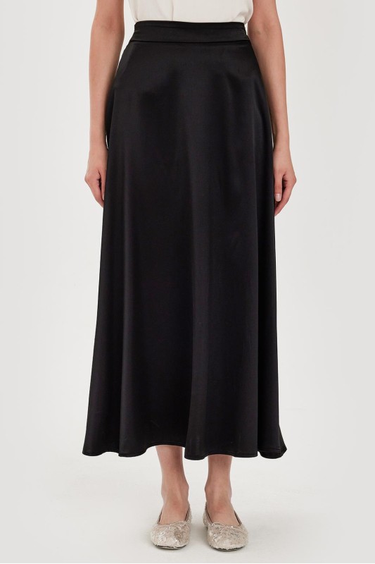 Dena Saten Kloş Etek Siyah