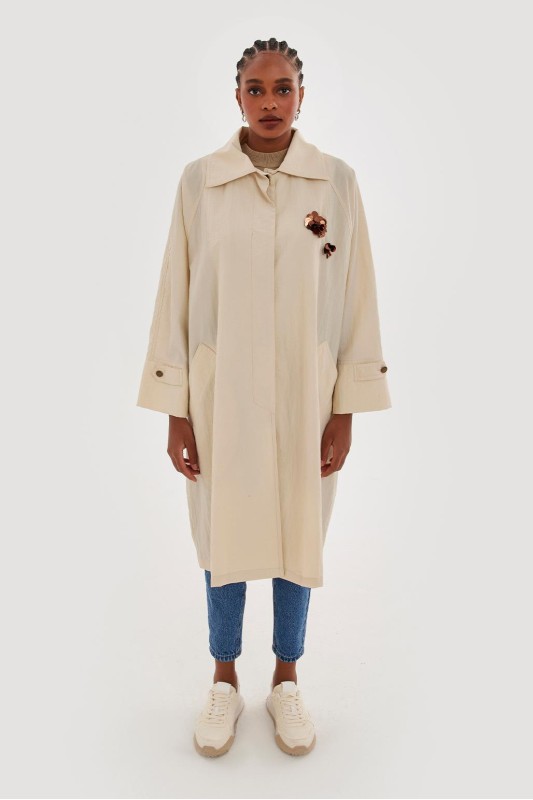 Dökümlü İşlemeli Trençkot Kemik