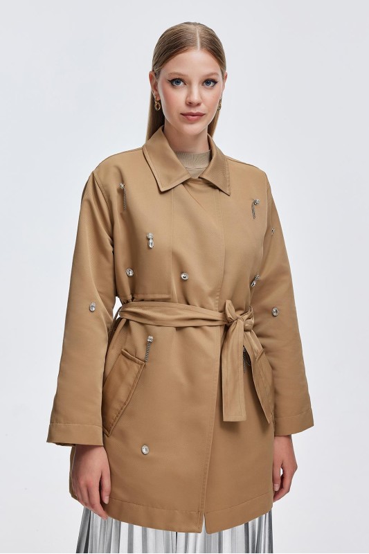 Boncuk Aplikli Trençkot Camel