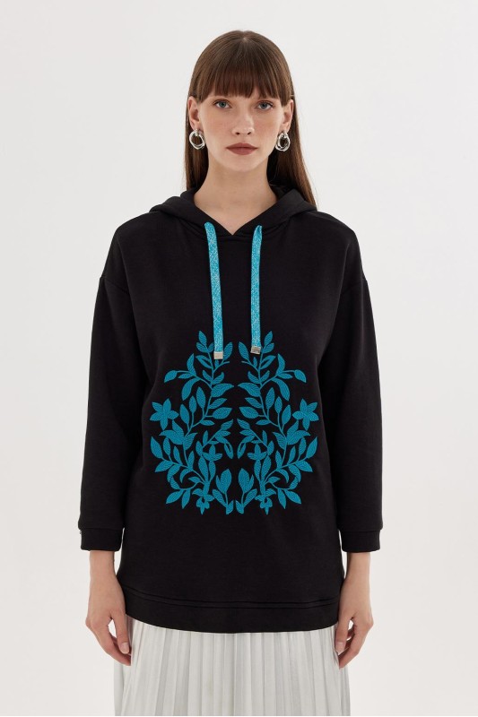 Kapüşonlu Nakışlı Sweatshirt Siyah