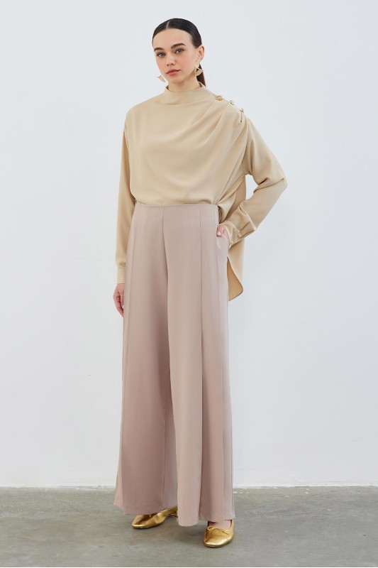 Judi Pilikaşeli Bol Yüksek Bel Pantolon Cappuccino Judi Pilikaşeli Bol Yüksek Bel Pantolon Cappuccino