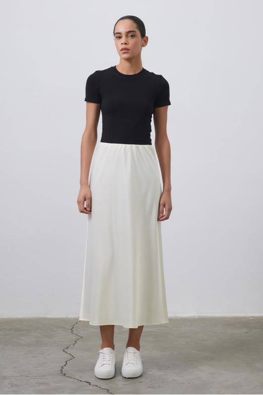 Tiana Düz Kesim Saten Etek Kemik