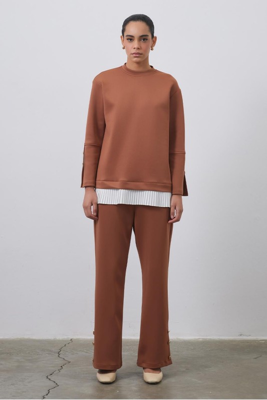 Debra Pilise Detaylı Yırtmaçlı Tunik Pantolon Takım Kahve