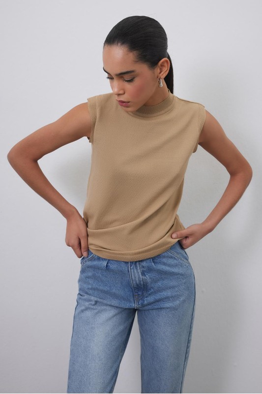 Mara Yazlık Kolsuz Triko Vizon