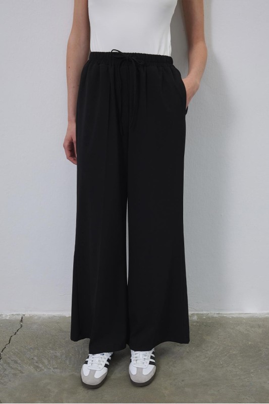 Rahat Kesim Lastikli Bol Pantolon Siyah