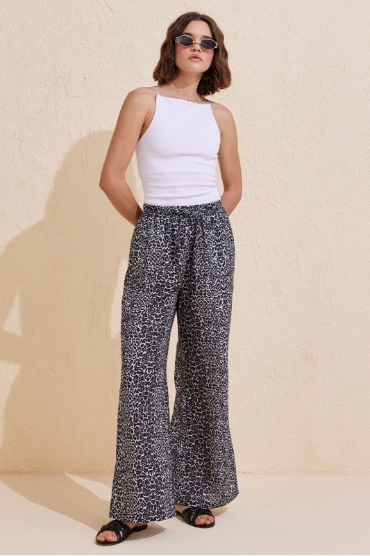 Leopar Desenli Yazlık Bol Pantolon Siyah